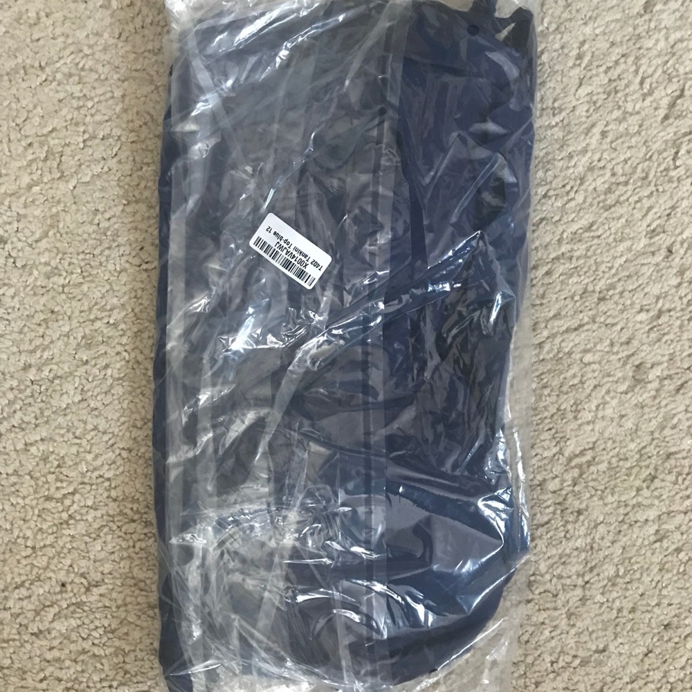 π host pick! NWT Tankini Top bikini bathing suit - Picture 6 of 6